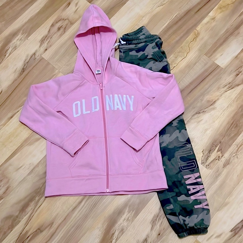 Old Navy Pink and Camo set